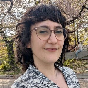 Meet your Posher, Laylee